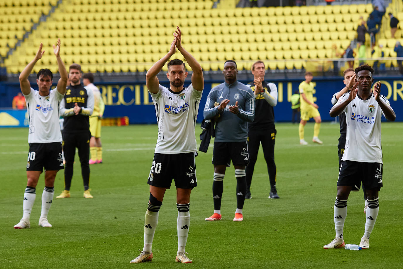 La derrota del Burgos CF ante el Villarreal B, en imágenes