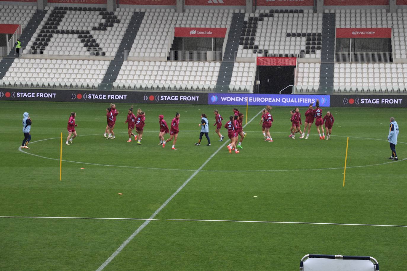 El entrenamiento de la Selección Femenina en El Plantío, en imágenes