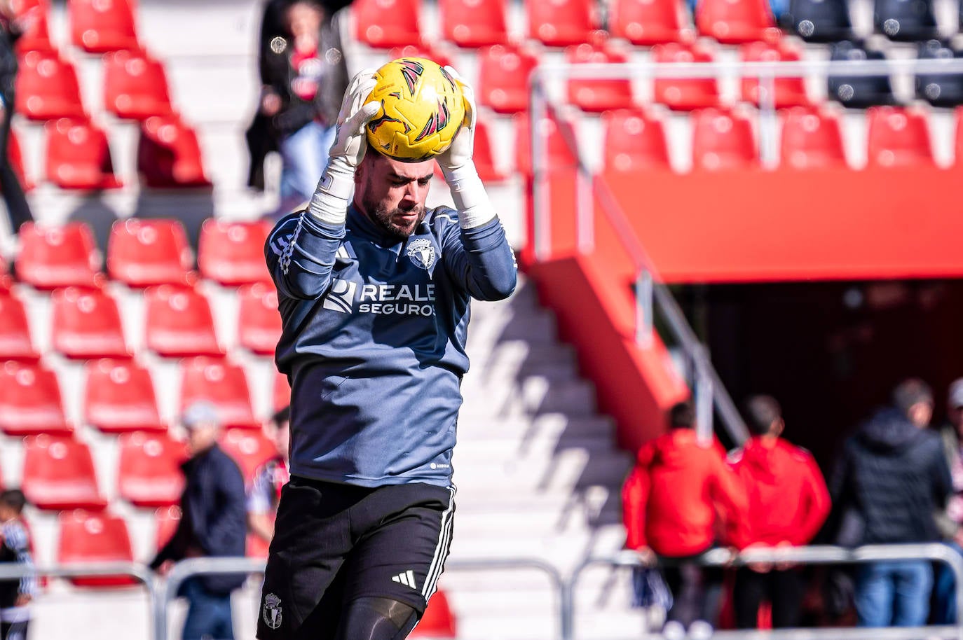 El Mirandés se lleva el derbi de Burgos