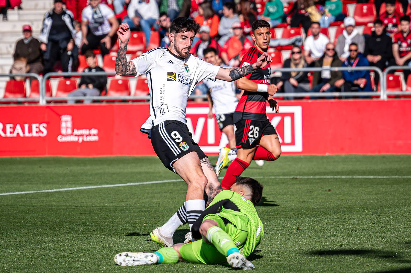 El Mirandés se lleva el derbi de Burgos