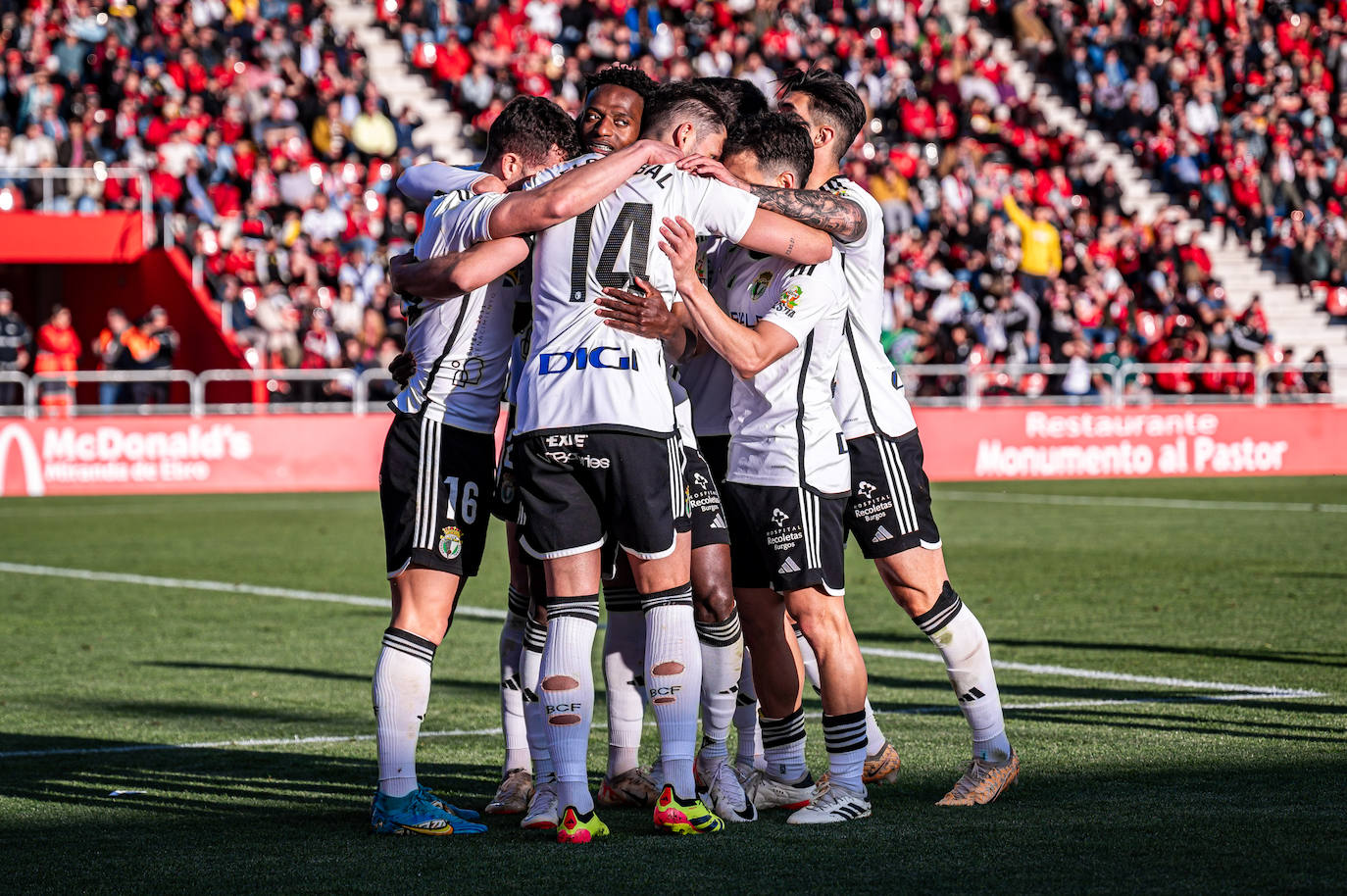 El Mirandés se lleva el derbi de Burgos