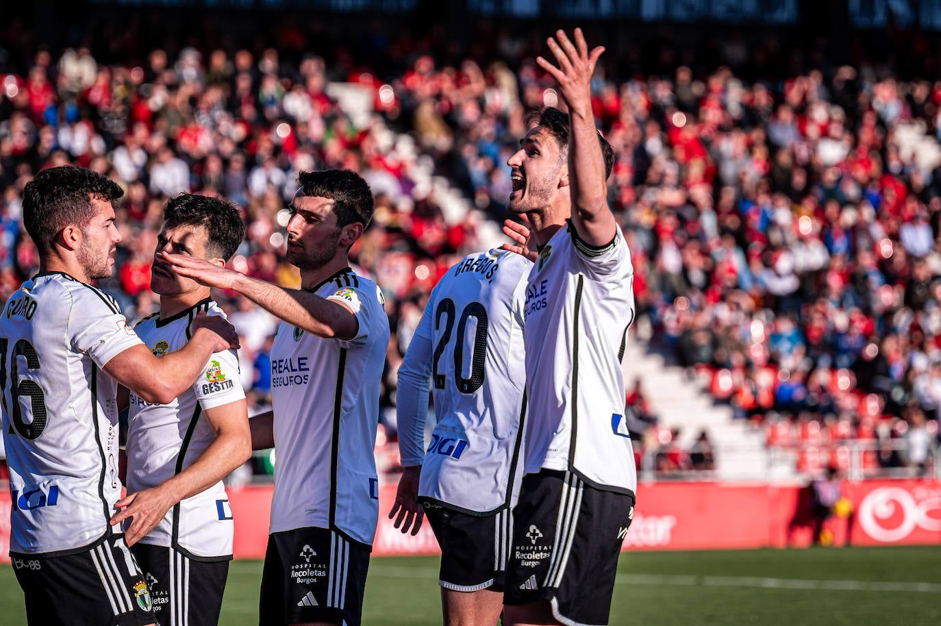 El Mirandés se lleva el derbi de Burgos