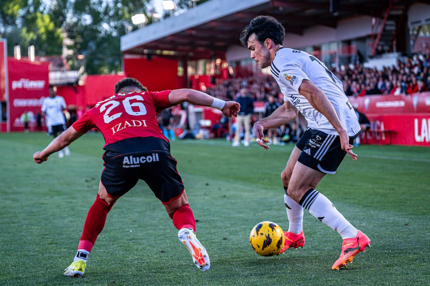 El Mirandés se lleva el derbi de Burgos