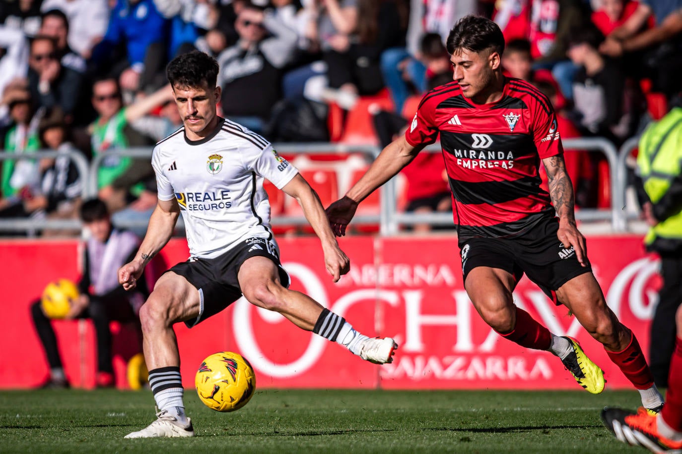 El Mirandés se lleva el derbi de Burgos