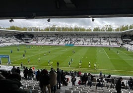 Calentamiento previo al partido en el Plantio