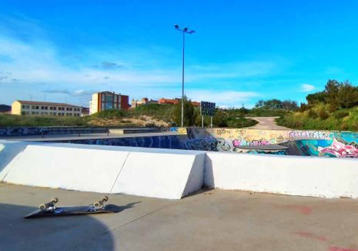 Imagen principal - Arreglos en el skatepark San Isidro de Burgos.