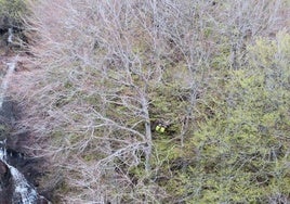 Imagen desde el helicóptero de rescate de la zona en la que una senderista ha sufrido un accidente en Burgos.