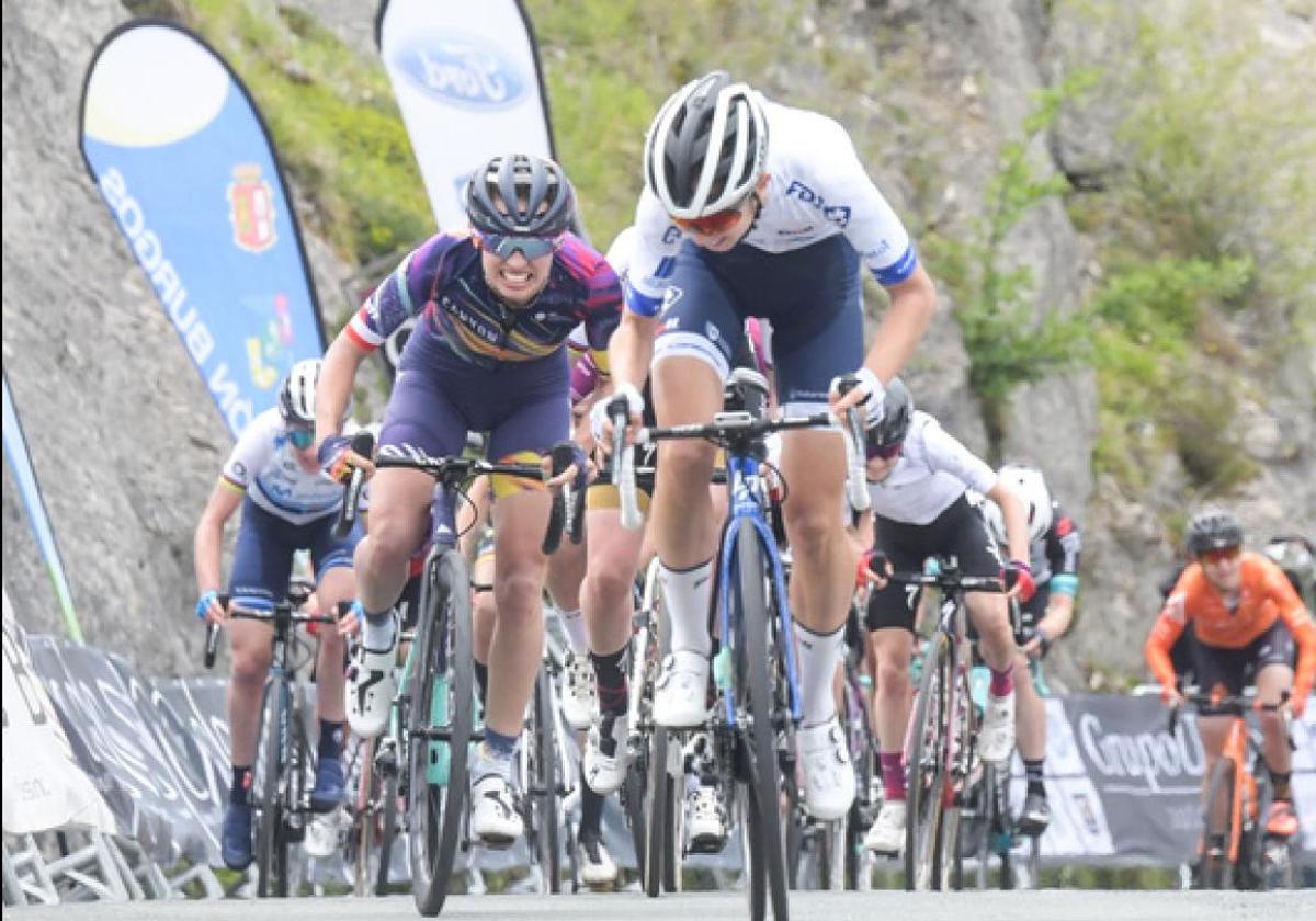 Imagen de una etapa de la Vuelta a Burgos femenina, en una edición anterior.