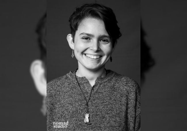 Ana representa al pueblo de Nofuentes en el quinto Calendario de la España Vacía.