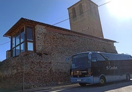 El ofimovil de CaixaBank llega a un pueblo de Castilla y León.