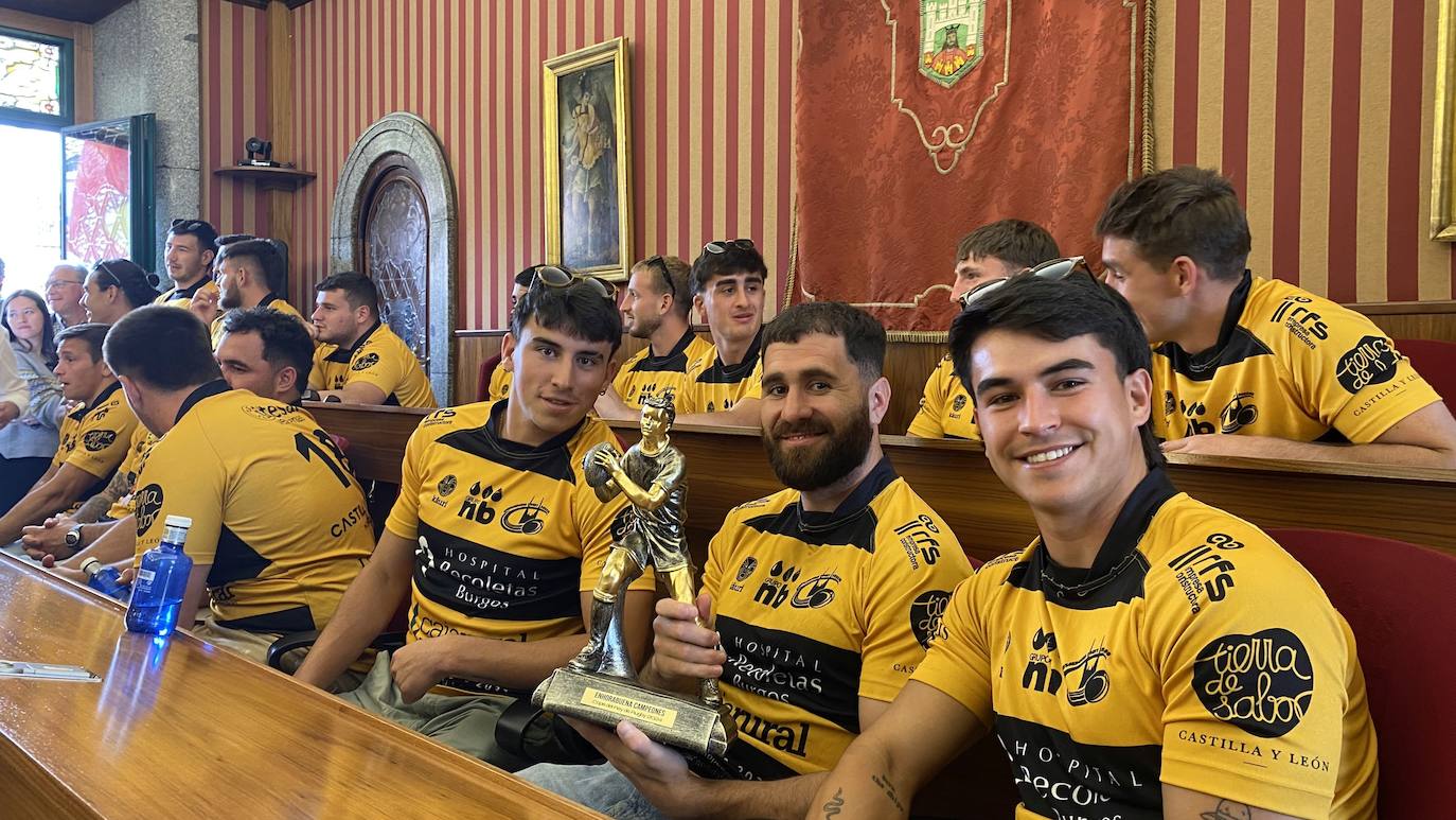 La celebración de la Copa del Rey del Aparejadores en Burgos, en imágenes