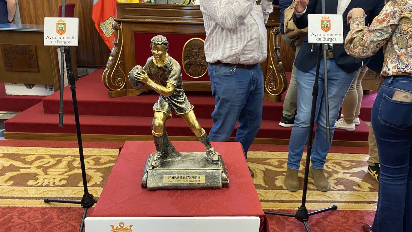 La celebración de la Copa del Rey del Aparejadores en Burgos, en imágenes