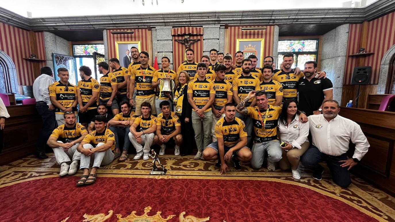 La celebración de la Copa del Rey del Aparejadores en Burgos, en imágenes