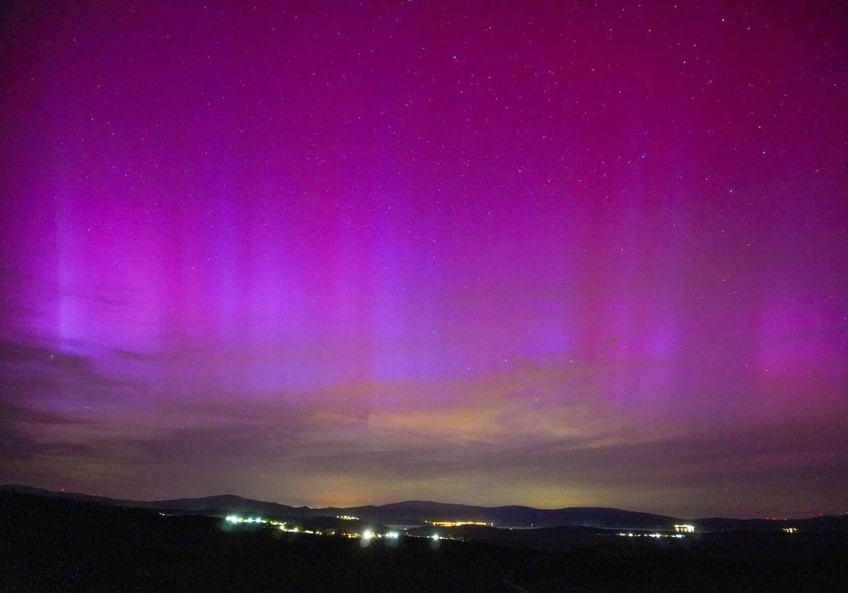 Aurora Boreal vista desde Santa Gadea del Alfoz, Burgos.