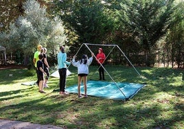 Actividad durante uno de los campamentos de verano en Burgos.