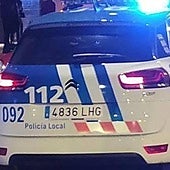 Detenida en la calle Pozanos que agredió a un agente y causó daños en coche policial