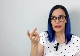 Elena Rodríguez explica el origen de los apellidos en España.