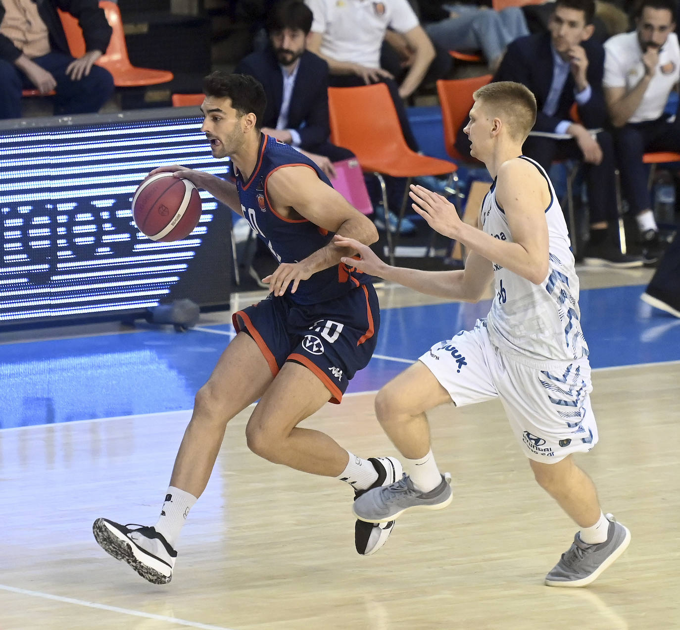 Imágenes de la derrota del Tizona frente al Guuk Gipuzkoa