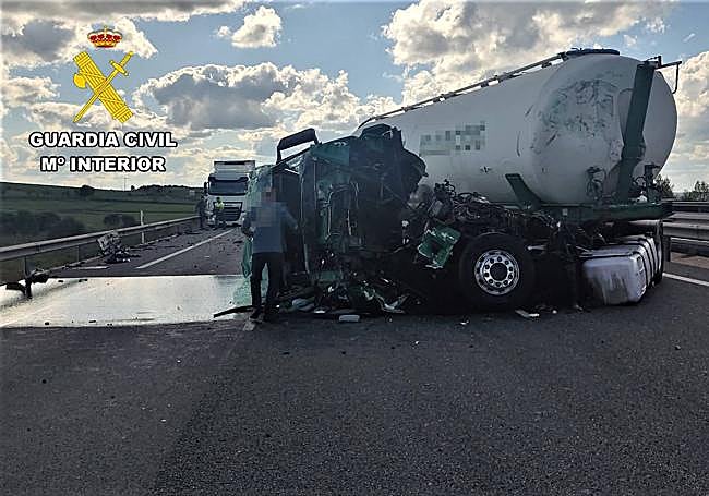 También hubo vertido de líquidos peligrosos.