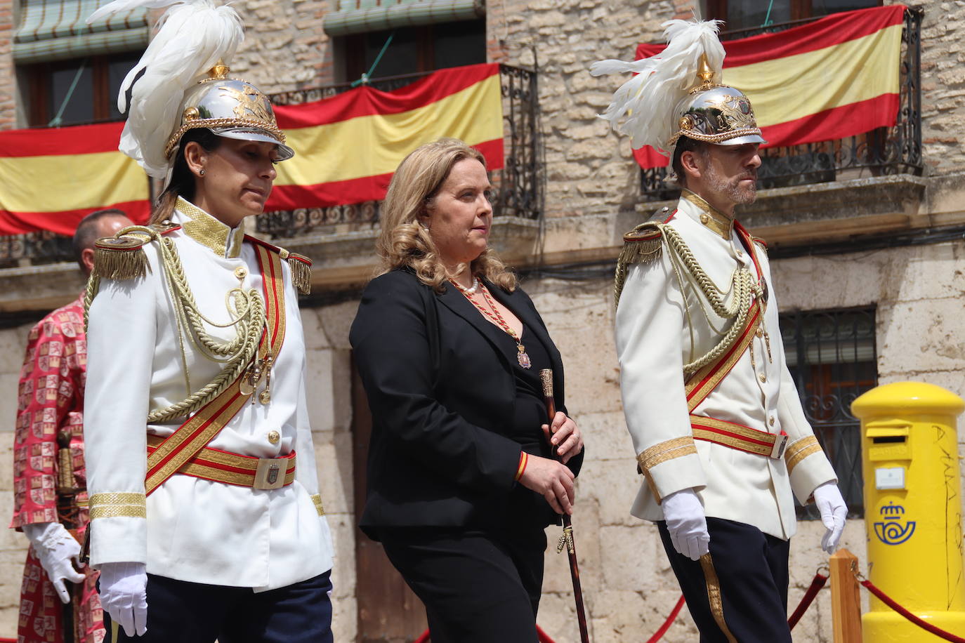 Así ha sido la procesión del Curpillos en el barrio de Las Huelgas