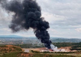 Incendio en el vertedero de Abajas, Burgos.