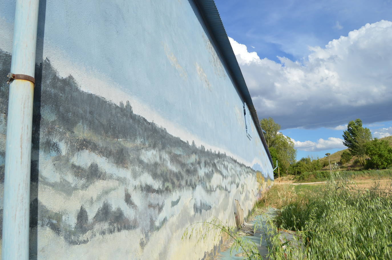 Así es la ruta de los murales de Tubilla del Lago