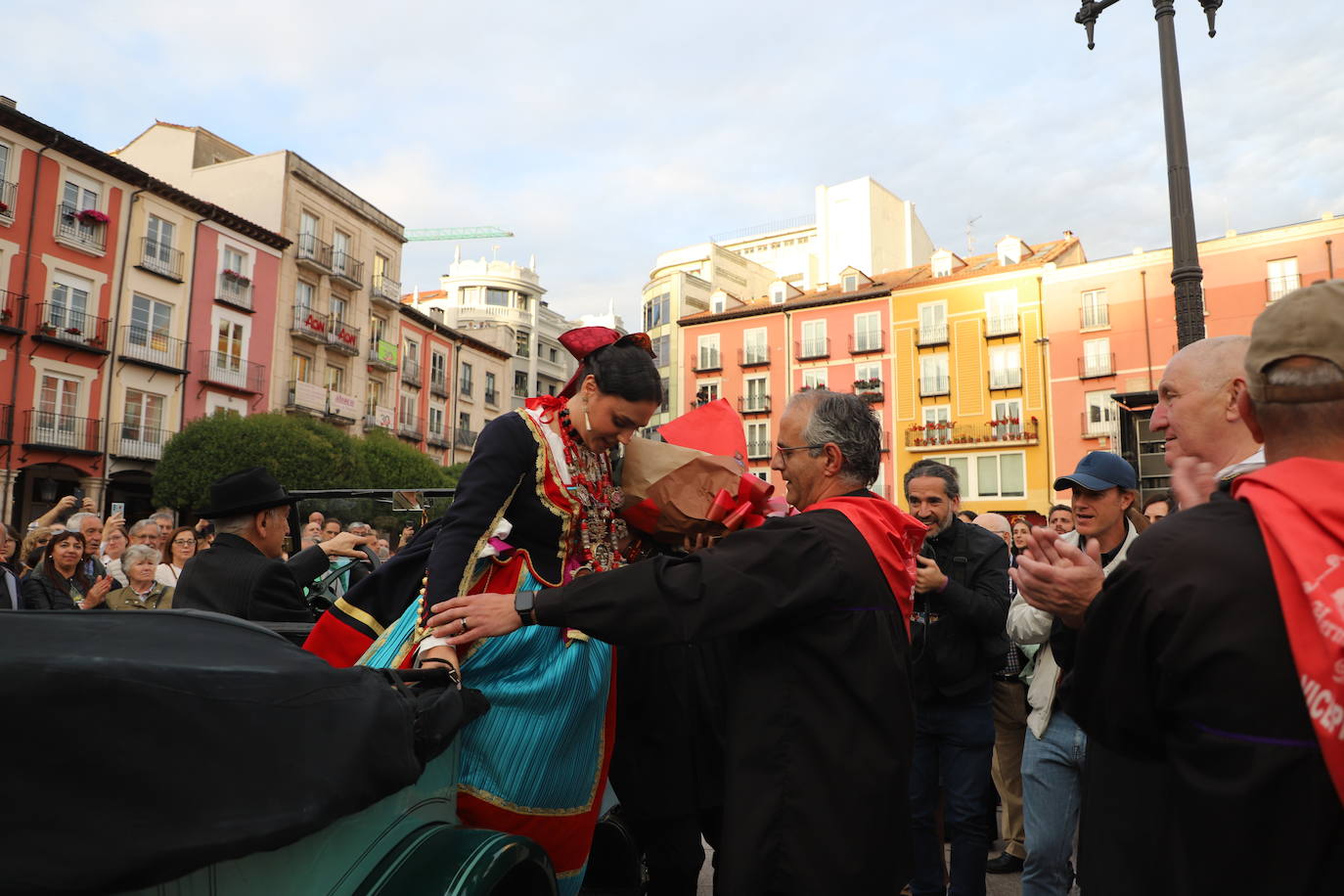 Así ha sido la proclamación de las reinas y damas de los Sampedros 2024