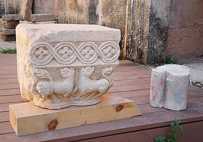 Piezas expuestas en la presentación de la nueva campaña arqueológica del monasterio de Hortigüela.