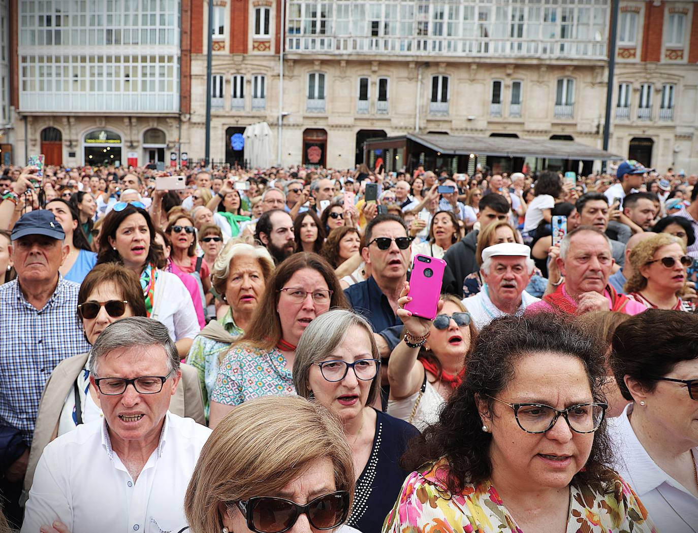 Así ha sido la interpretación del Himno a Burgos en los Sampedros