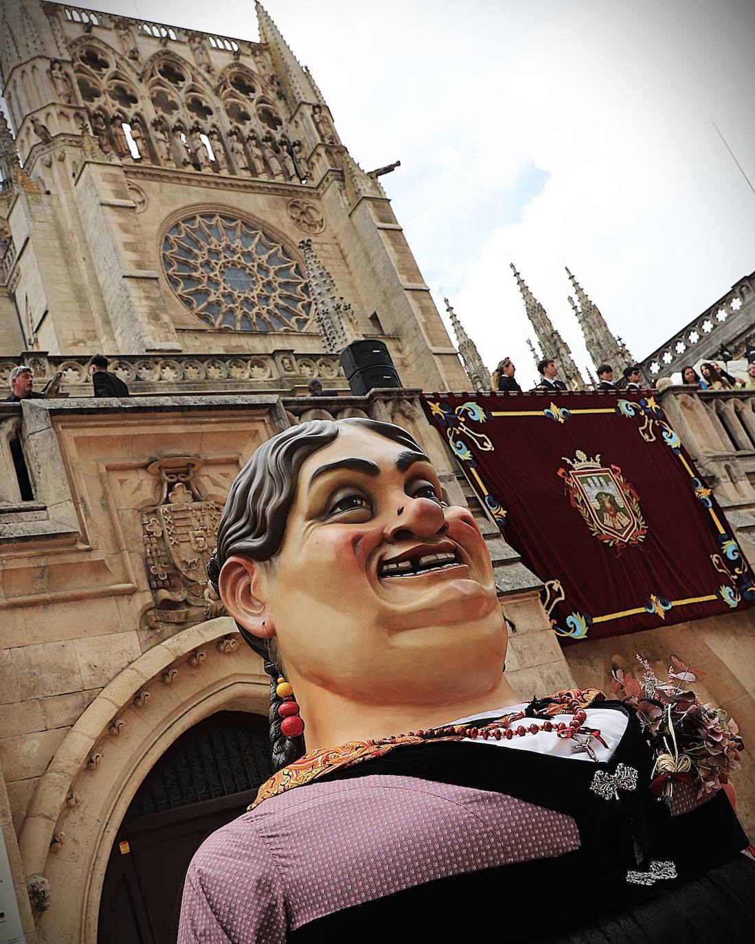 Así ha sido la interpretación del Himno a Burgos en los Sampedros