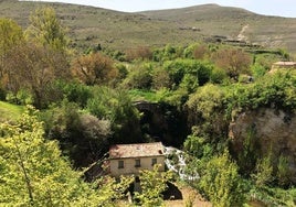 La ruta pasa por el Parque Natural de las Hoces del Alto Ebro y Rudrón.