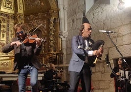 Concierto de Carlos Nuñez en 2018 en la Iglesia de San Cornelio y San Cipriano de Mazuelo de Muñó.