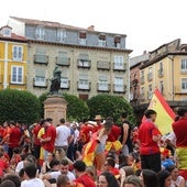 Burgos se tiñe de rojo para apoyar a España en la final de la Eurocopa