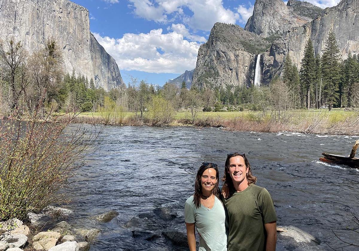 Así está siendo la vuelta al mundo de una burgalesa y su pareja