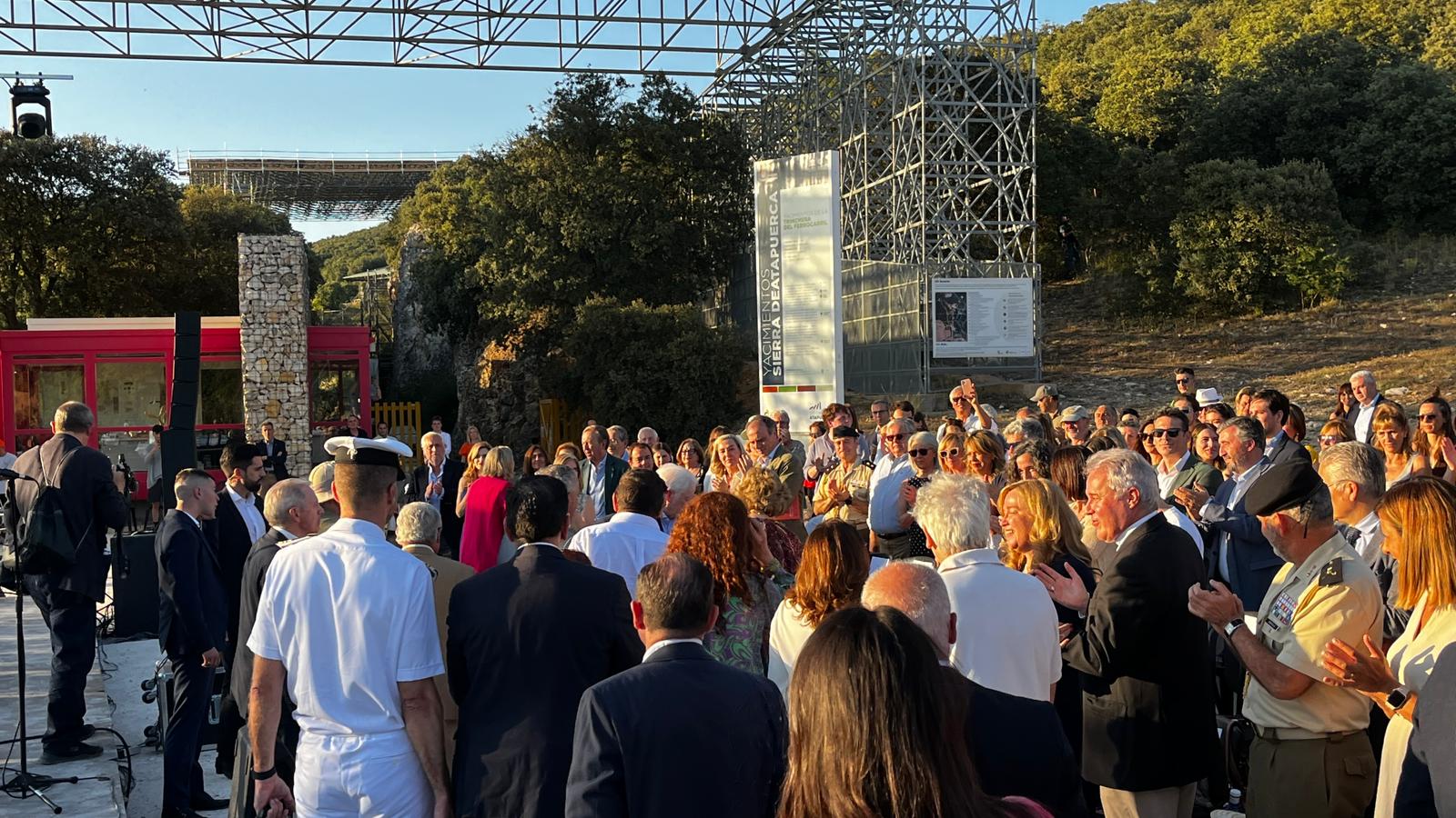 Así ha sido el concierto por las &#039;bodas de plata&#039; de la Fundación Atapuerca con la reina Sofia