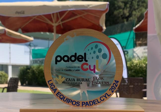 Tecer premio del Peñalara Pádel en la LAP de Castilla y León.