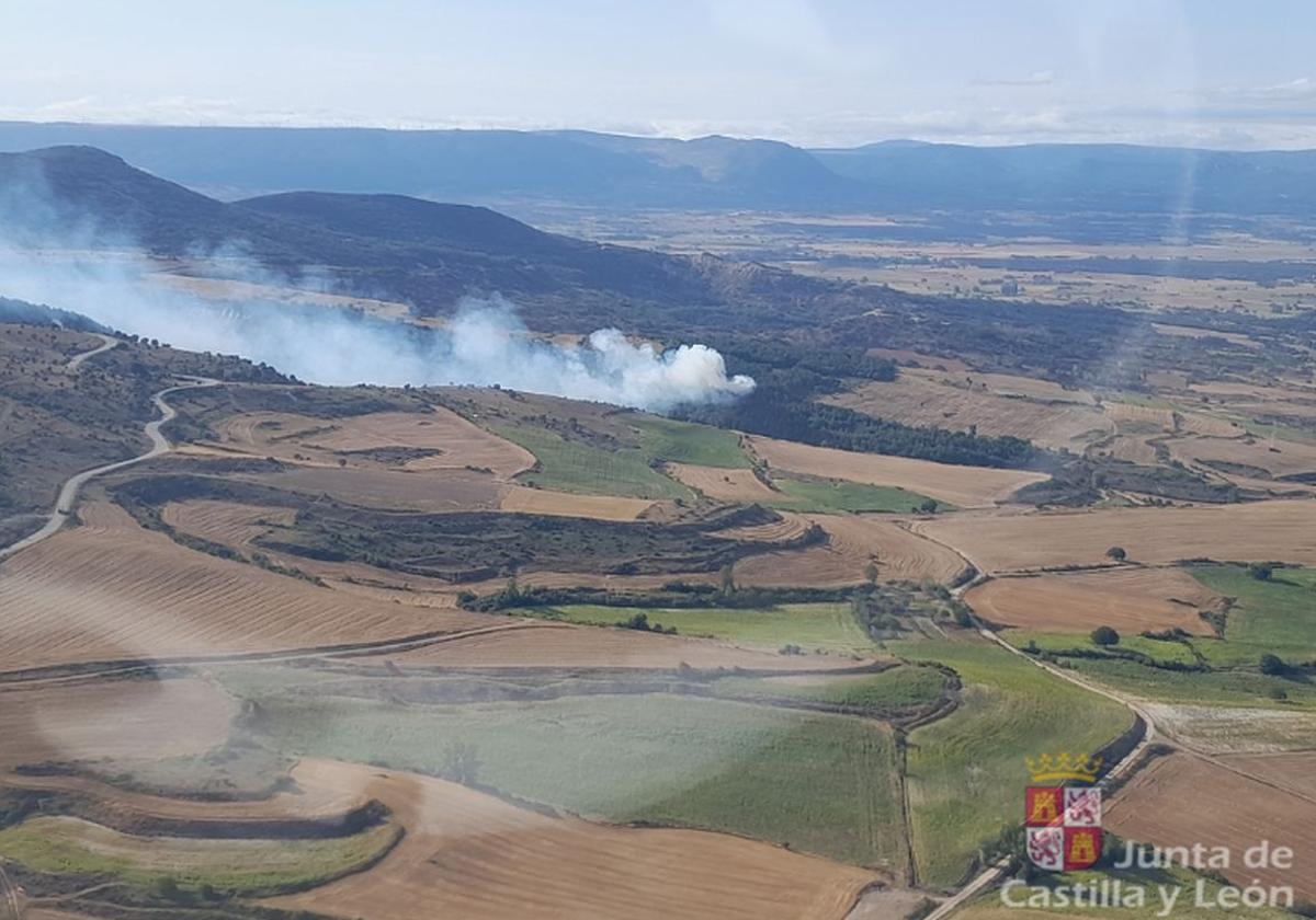 Dan por controlado el incendio de Salinillas de Bureba