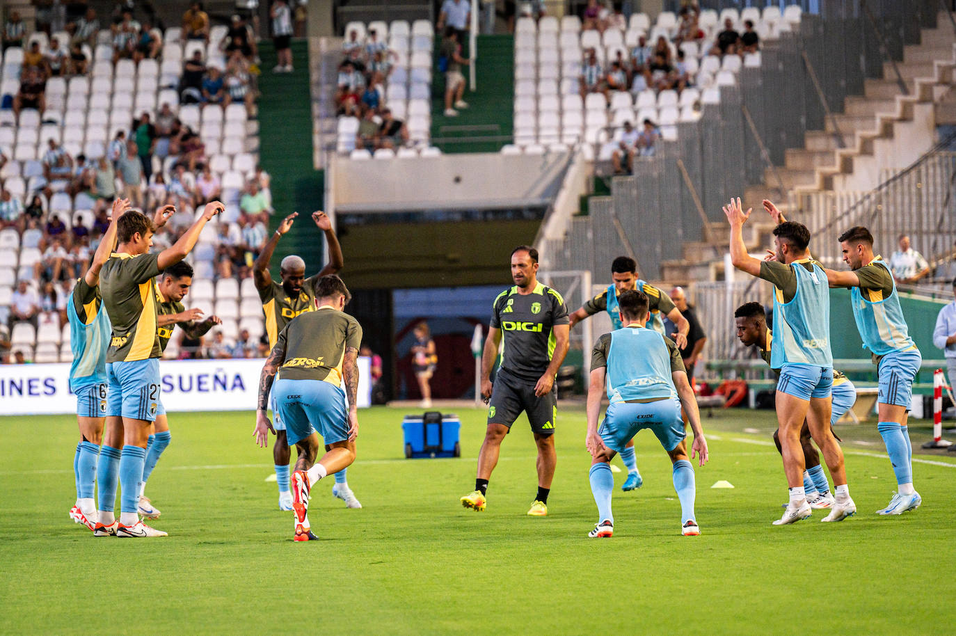 El partido entre el Córdoba CF y el Burgos CF, en imágenes