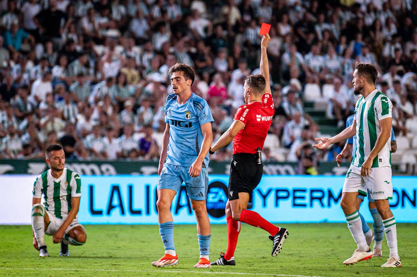 El partido entre el Córdoba CF y el Burgos CF, en imágenes