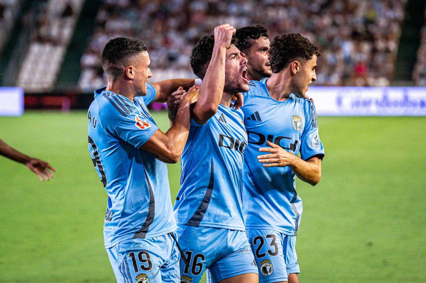 El partido entre el Córdoba CF y el Burgos CF, en imágenes