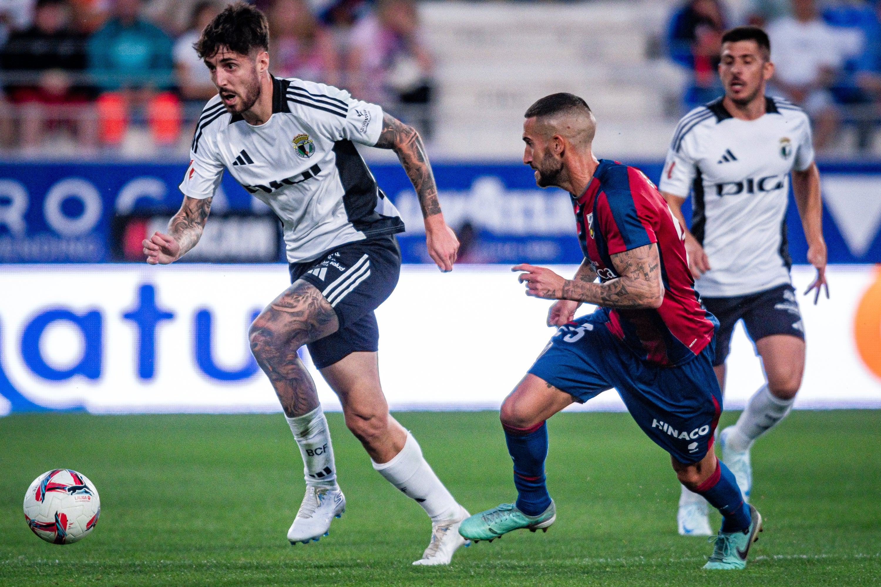 Así ha sido, en imágenes, la victoria del Burgos CF en Huesca