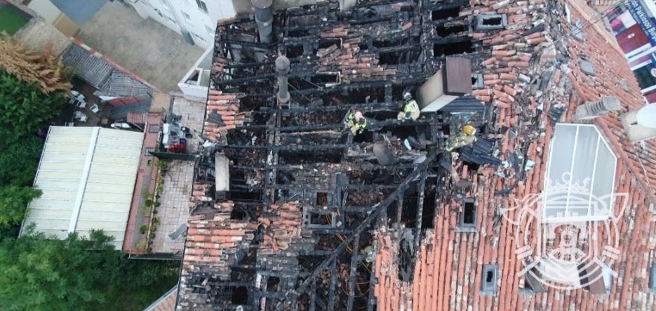 Así fue el incendio de un edificio en el centro de Burgos