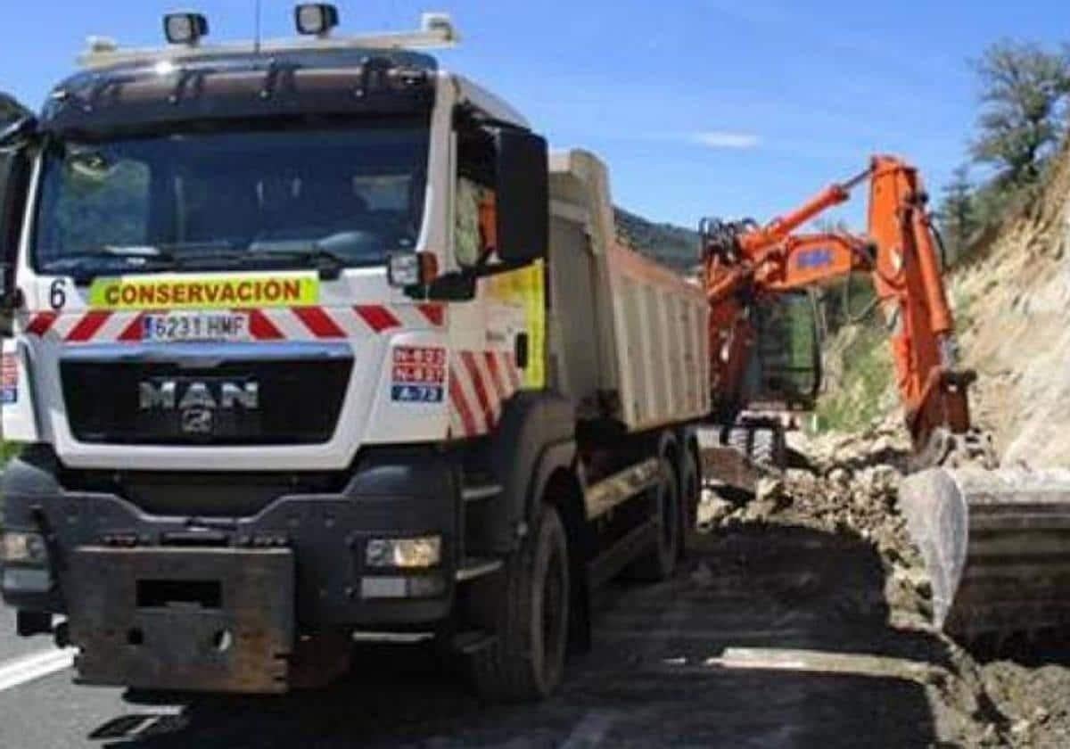 Destinan 180.000 euros para avanzar en las obras del muro de la BU-825 entre Salas de los Infantes y La Rioja