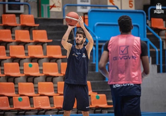 Álex Barrera, durante la pretemporada de 2023.