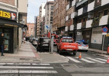 El incendio de una vivienda obliga a desalojar un edificio en Miranda de Ebro