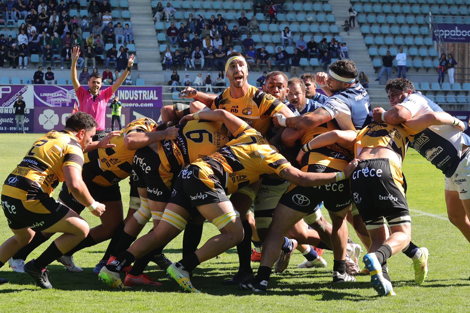 El Recoletas Burgos Caja Rural vuelve a alzar la Supercopa de España