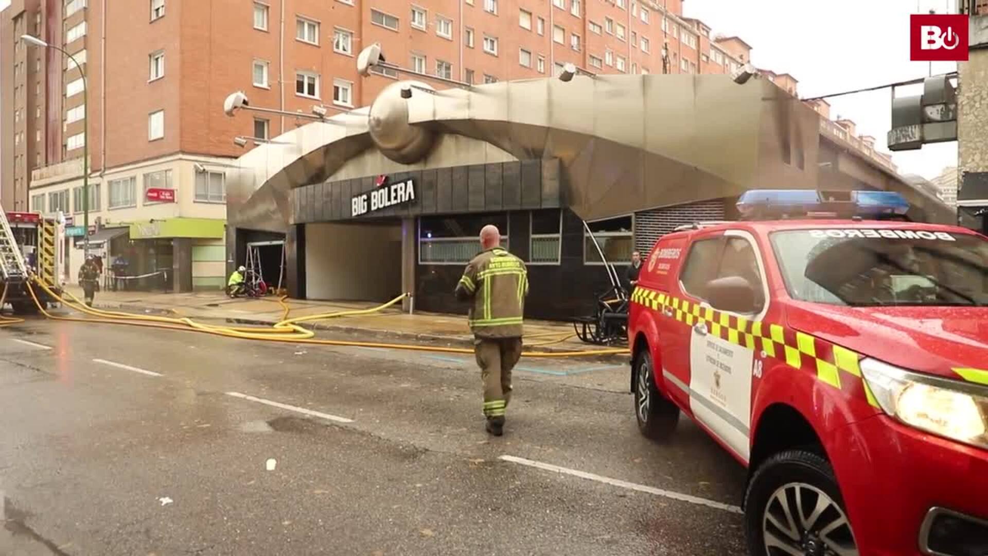 Incendio en la Big Bolera de Burgos