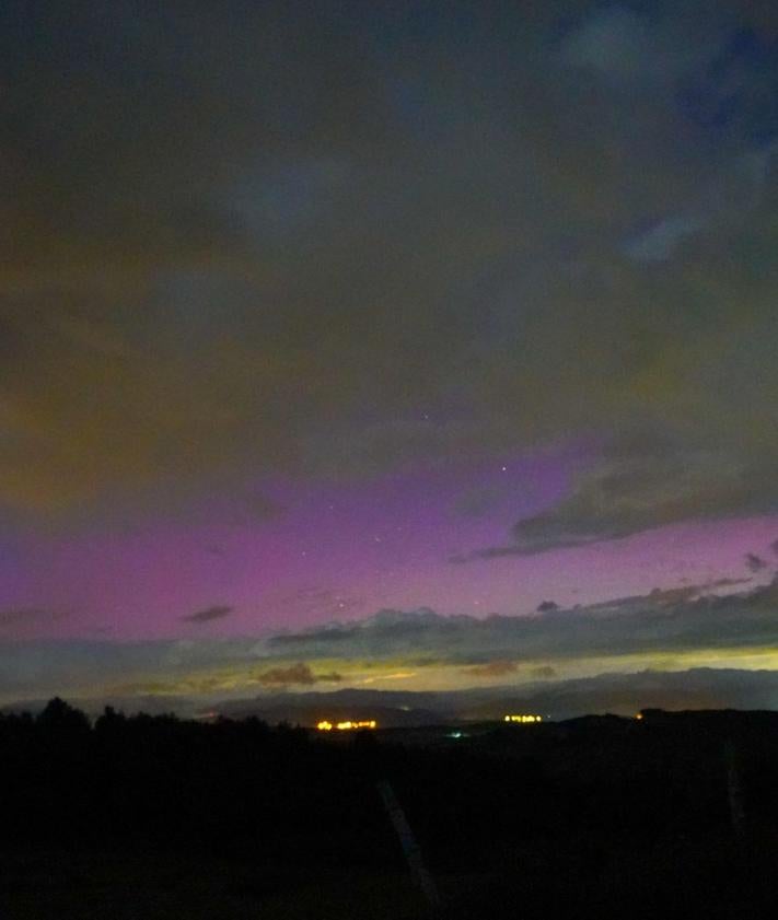Imagen secundaria 2 - Auroras boreales vistas desde la provincia de Burgos.