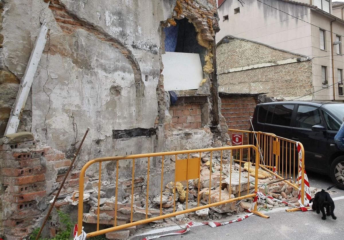 Las casas en ruinas son un problema para los pueblos de Burgos.