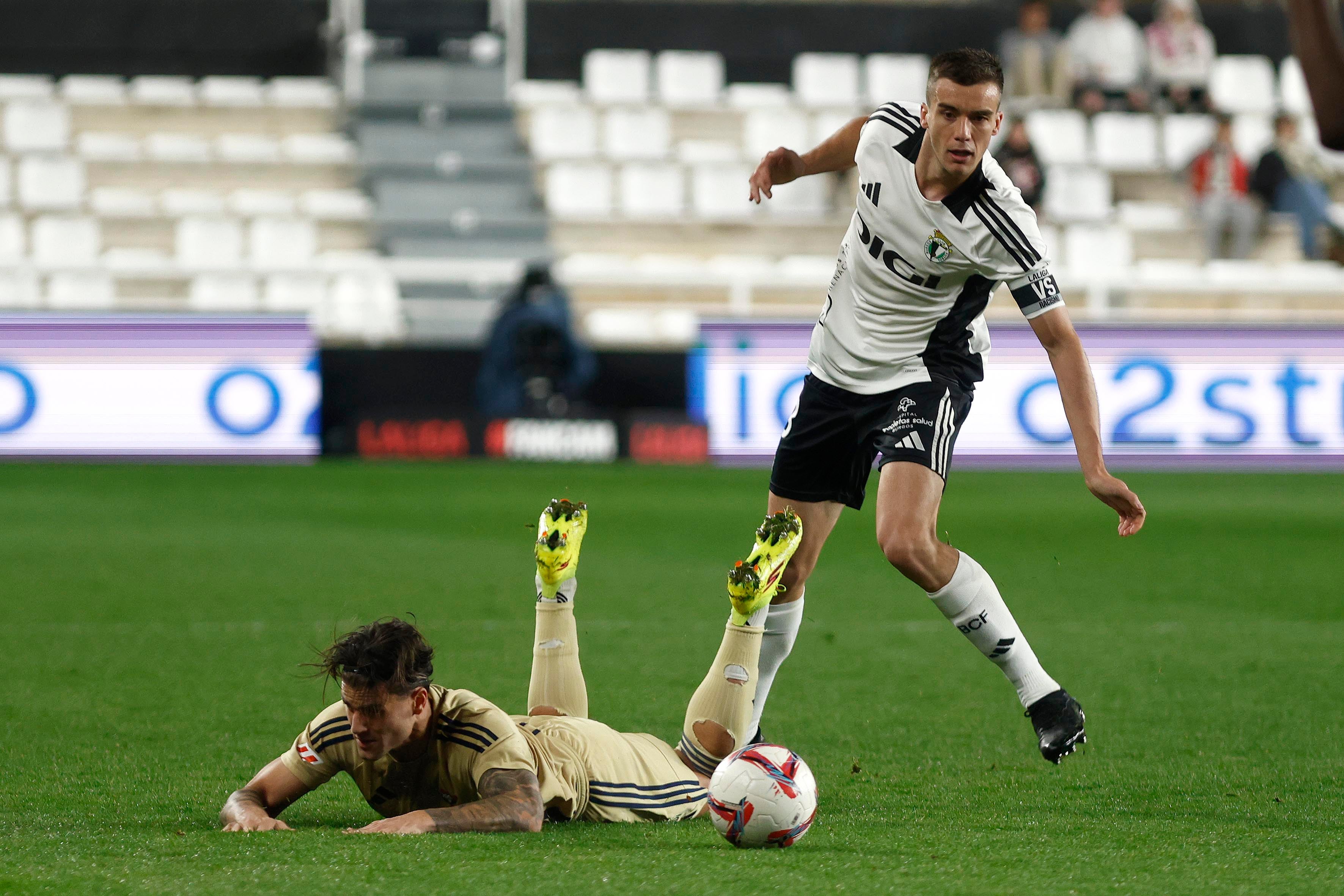 Así ha sido, en imágenes, el empate del Burgos CF y el Recing de Ferrol